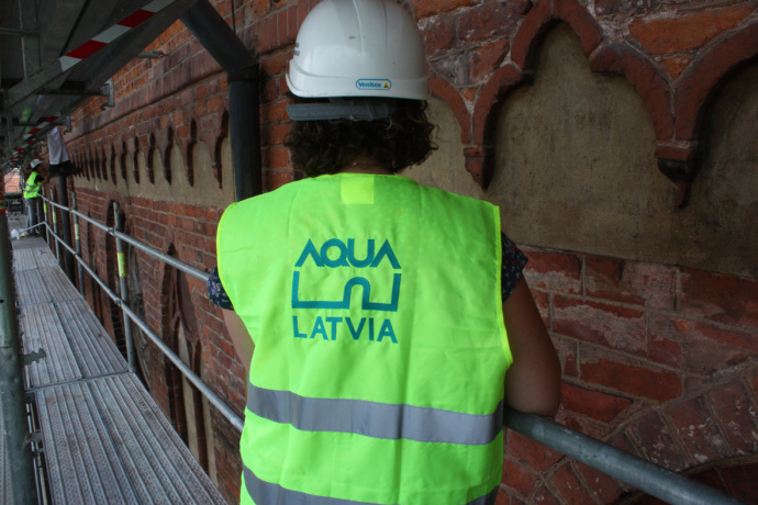Aqua Latvia pi rekonstrukci fasdy katedrly v Rize